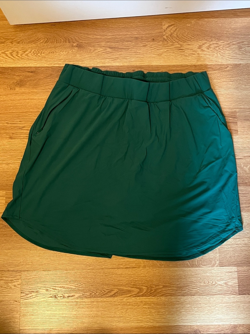 Women’s Emerald Green Active Skort